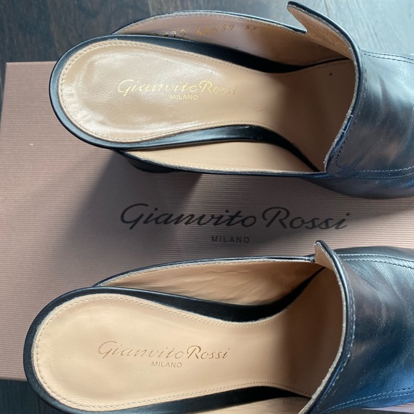 Gianvito Rossi chunky heeled slides - Picture 3 of 5